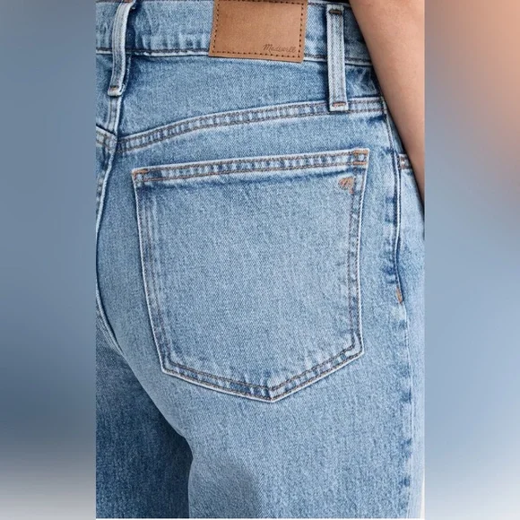 Madewell “the perfect vintage” crop Jeans. In Reinhart wash. - Picture 4 of 7